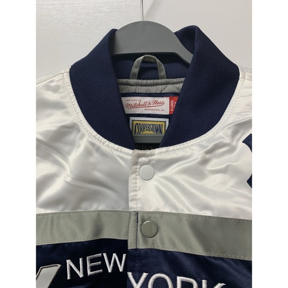 New York Yankees Mens XL Mitchell & Ness Heavy Weight Script Satin Jacket Coat - Picture 6 of 13